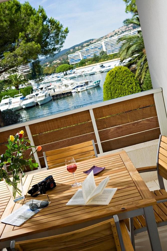 Vacanceole - Residence Carre Marine Mandelieu Zewnętrze zdjęcie
