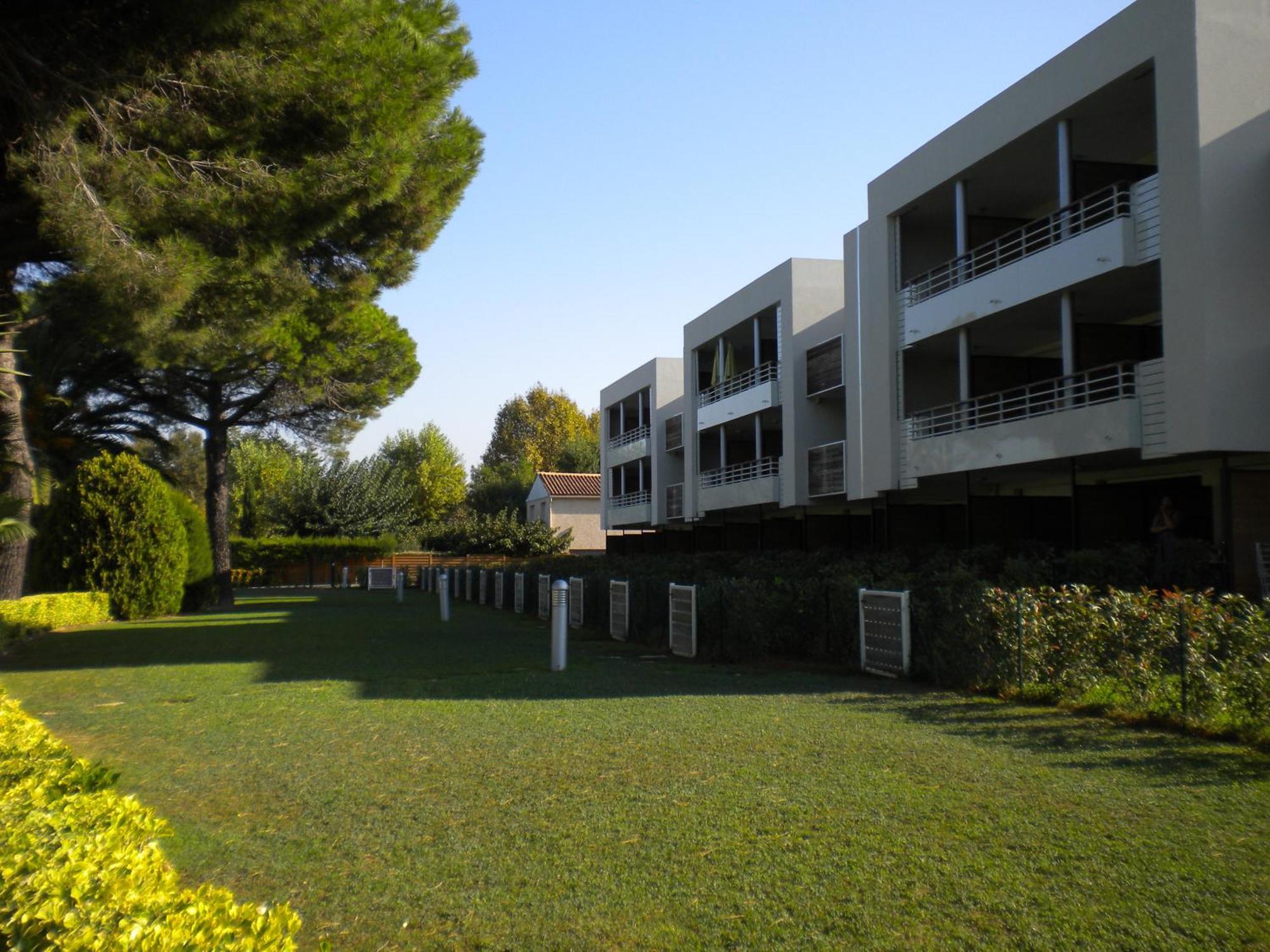 Vacanceole - Residence Carre Marine Mandelieu Zewnętrze zdjęcie